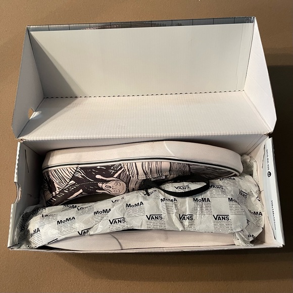 Vans (MOMA) Edvard Munch VN0A4BV41UB Ltd Edition Canvas Sneaker Mens 13 NIB - Picture 3 of 8